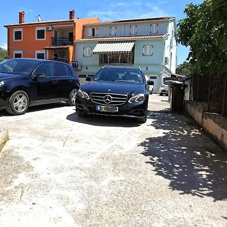 Apartment Ulike I Pini