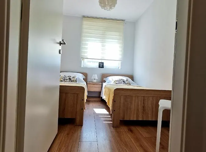 Ulike I Pini Apartman