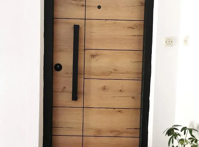 Ulike I Pini Apartment Pula